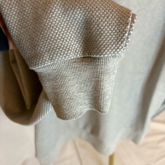 ALO Yoga Men’s Impel Waffle grey crewneck sweatshirt with pockets. Size Large - Picture 8 of 8